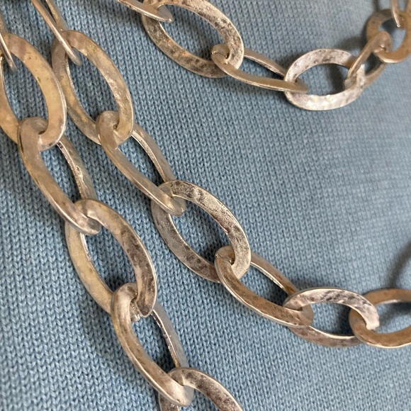 NWT MATTE silver hammered 20” Necklace 3 strand Lisa Kim - Picture 2 of 4